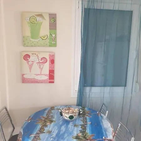 Dream Xalkidikis ניקיטי